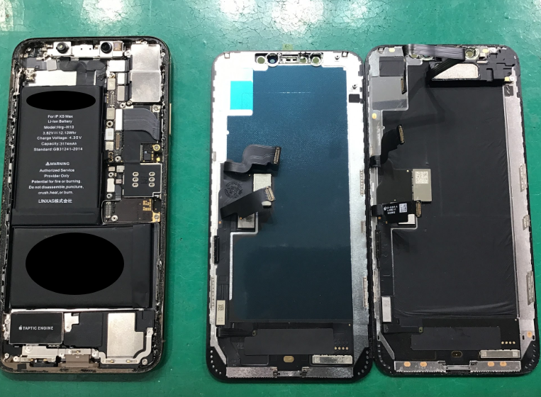 iPhoneXSMAXの修理はデータそのまま・最短即日修理のスマホ修理工房中野ブロードウェイ店にご相談ください！！